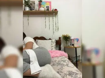 Hi-bounty  live sex cam