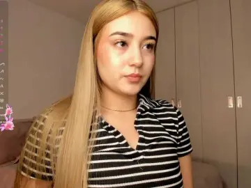 Im-mave  live sex cam