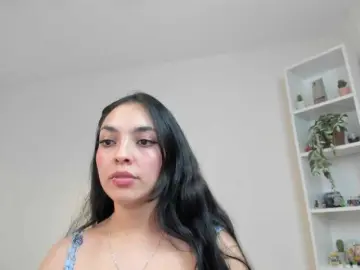 Summerevans  live sex cam