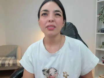 Summerevans  live sex cam