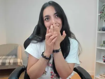 Summerevans  live sex cam