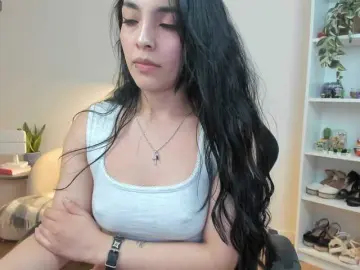 Summerevans  live sex cam