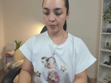 Summerevans  live sex cam