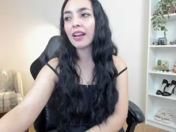 Summerevans  live sex cam