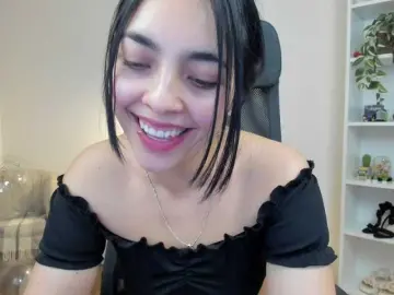 Summerevans  live sex cam