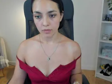 Summerevans  live sex cam