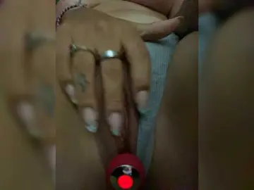 Alikaiwolf  live sex cam