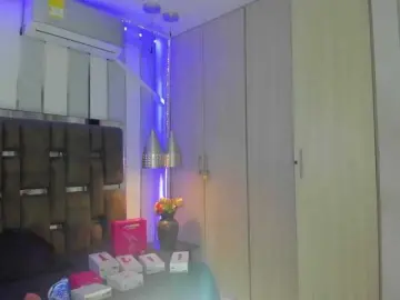 Kate-Roose  live sex cam