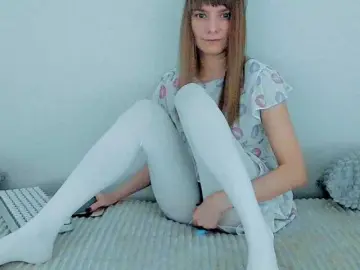 Liliya9  live sex cam