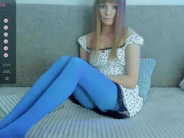 Liliya9  live sex cam