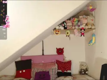Pocahot-ass  live sex cam