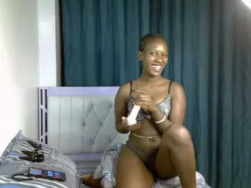 Prettyluxe  live sex cam
