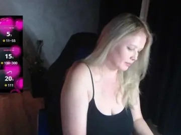 MmmmIrynammm  live sex cam