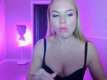 Alesia77  live sex cam