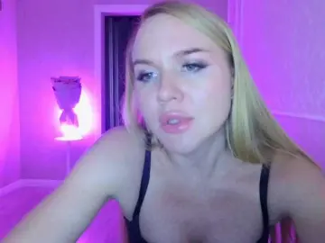 Alesia77  live sex cam