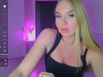 Alesia77  live sex cam