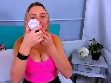 EliseBlondeX  live sex cam