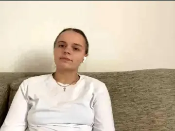 EsterGreenley  live sex cam