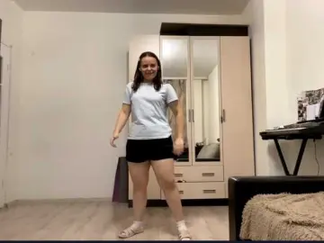 EsterGreenley  live sex cam