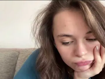 EsterGreenley  live sex cam