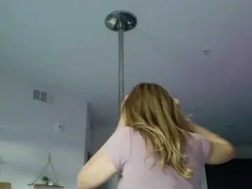 LunaCarmel809  live sex cam