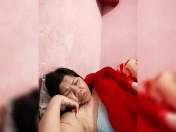 Mia57  live sex cam
