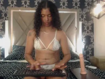 MilaBelle  live sex cam