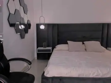 MilaColeman  live sex cam