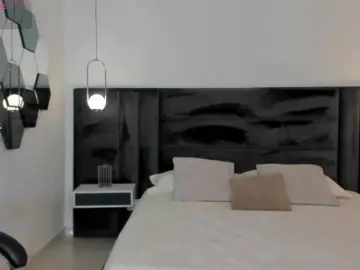 MilaColeman  live sex cam