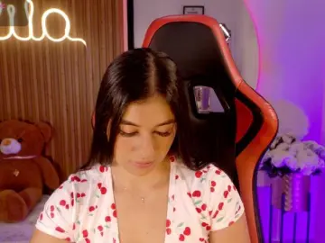 MilaColeman  live sex cam