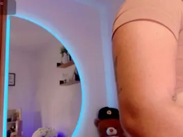 MilaColeman  live sex cam