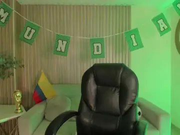 PaulinaSantos1  live sex cam