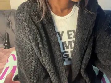 SexyBaddie  live sex cam