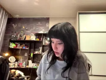 SharieHirstein  live sex cam