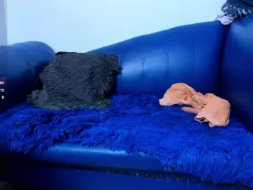 Skinny-Mature  live sex cam