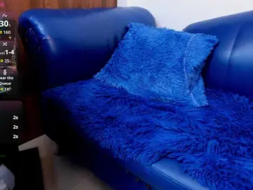 Skinny-Mature  live sex cam
