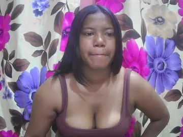 Lesly11  live sex cam