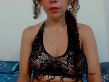 Miaapons  live sex cam