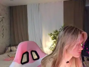 AnnyiBlue  live sex cam