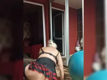 Jemma-Cori  live sex cam
