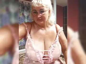 Jemma-Cori  live sex cam