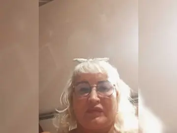 Jemma-Cori  live sex cam