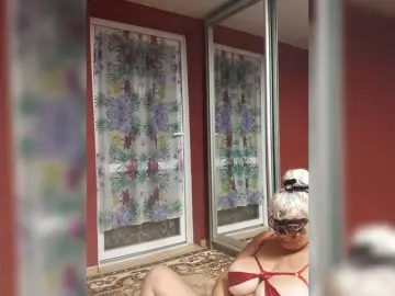 Jemma-Cori  live sex cam