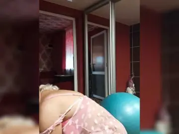 Jemma-Cori  live sex cam