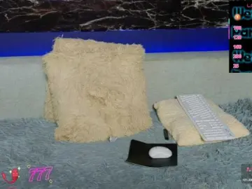 KaylaJoy  live sex cam