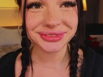 LisaAndDenis  live sex cam