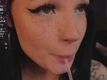 LisaAndDenis  live sex cam