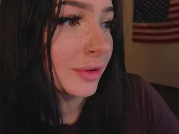 LisaAndDenis  live sex cam