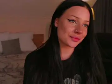 LisaAndDenis  live sex cam