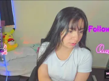 LitleMily  live sex cam